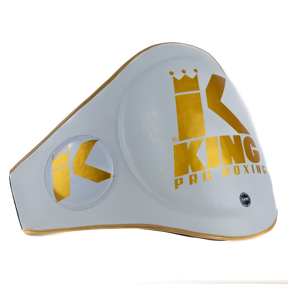Vista laterale del cinturone da maestro King Pro Boxing bianco che mostra l'ergonomia per la mobilità