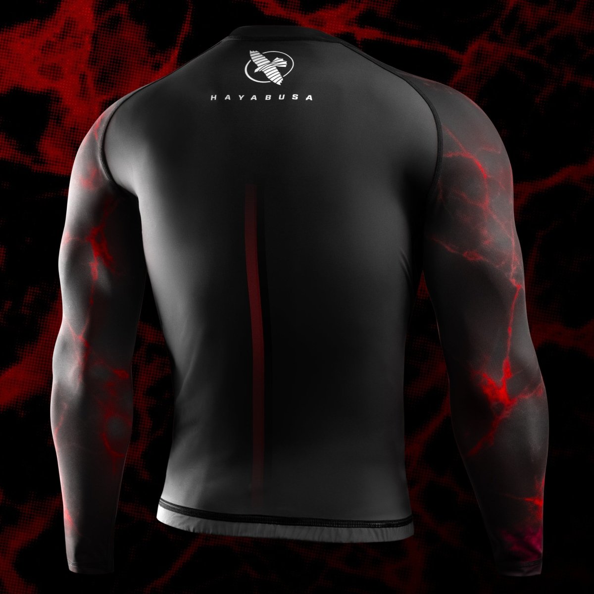 Vue arrière du rash guard UFC BJJ noir et rouge, mettant en évidence les coutures plates renforcées