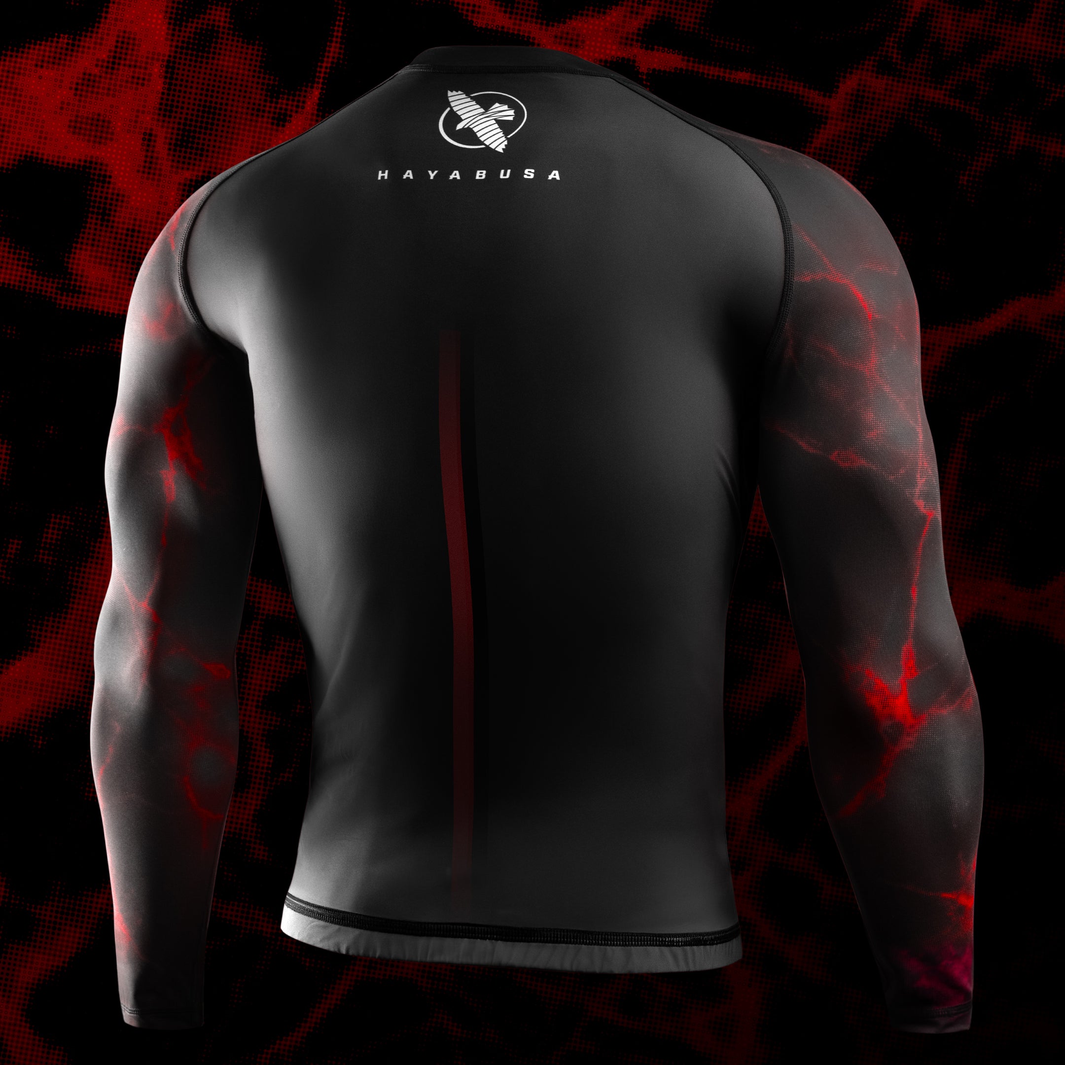 Vista posteriore della rash guard UFC BJJ nero e rossa, evidenzia le cuciture piatte rinforzate