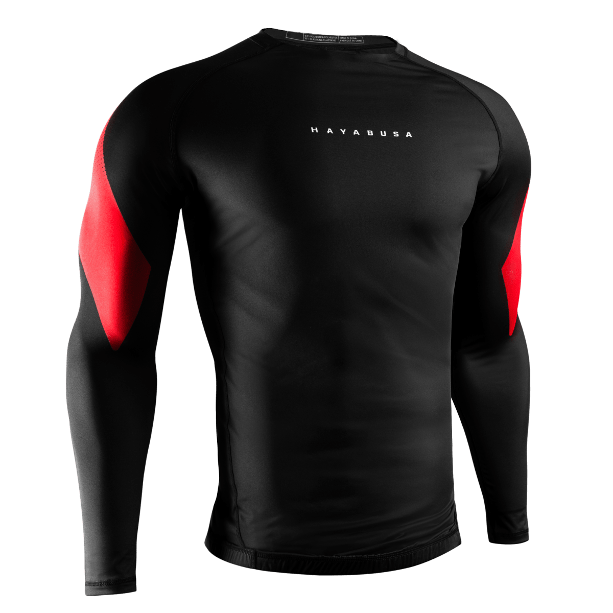Vista frontal do rashguard preto Hayabusa Pro Rank, elite adequado para faixas-pretas