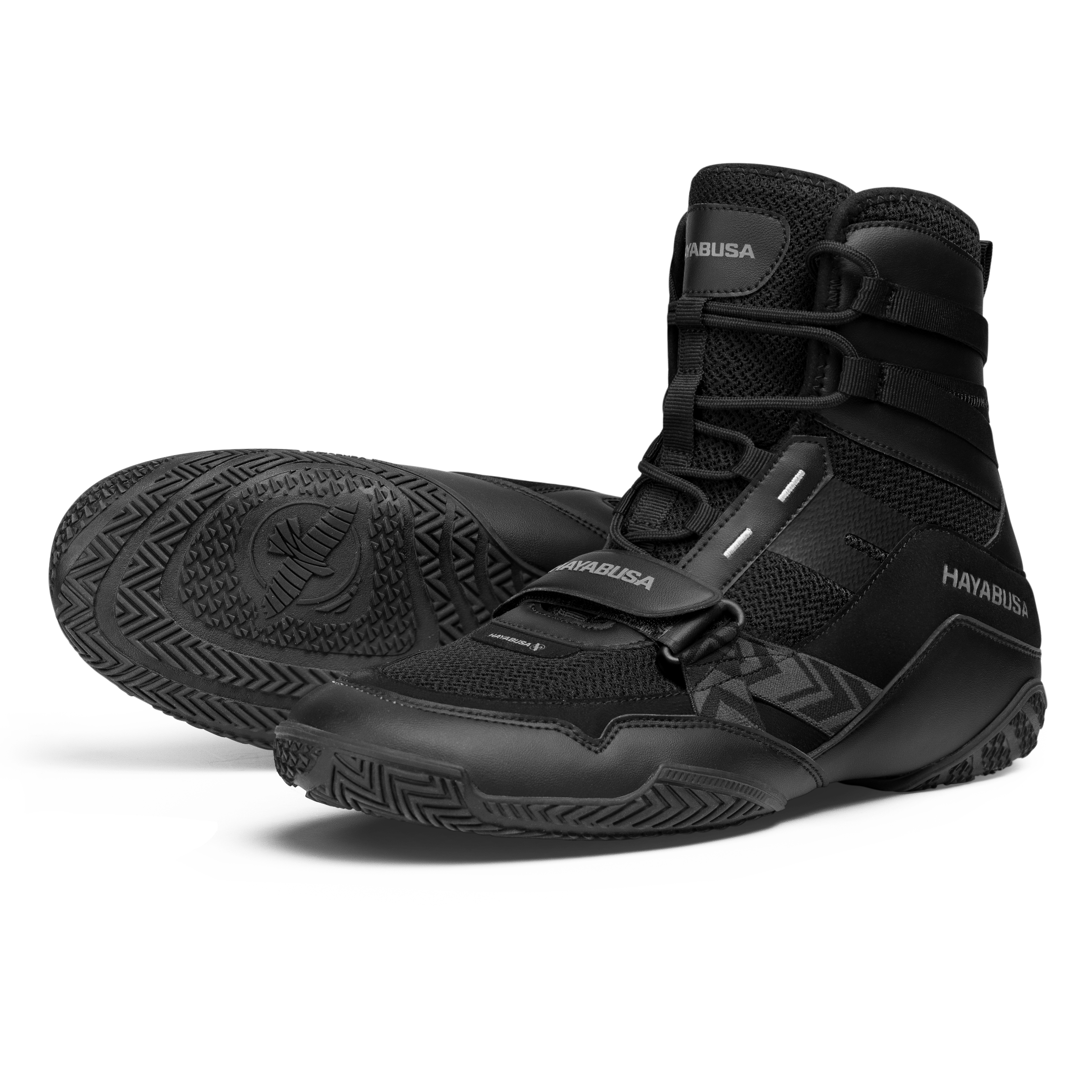 Paio di scarpe da boxe Hayabusa Strike nere dal design classico e professionale