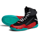Scarpe da boxe Hayabusa Talon nero e rosso viste frontalmente in primo piano