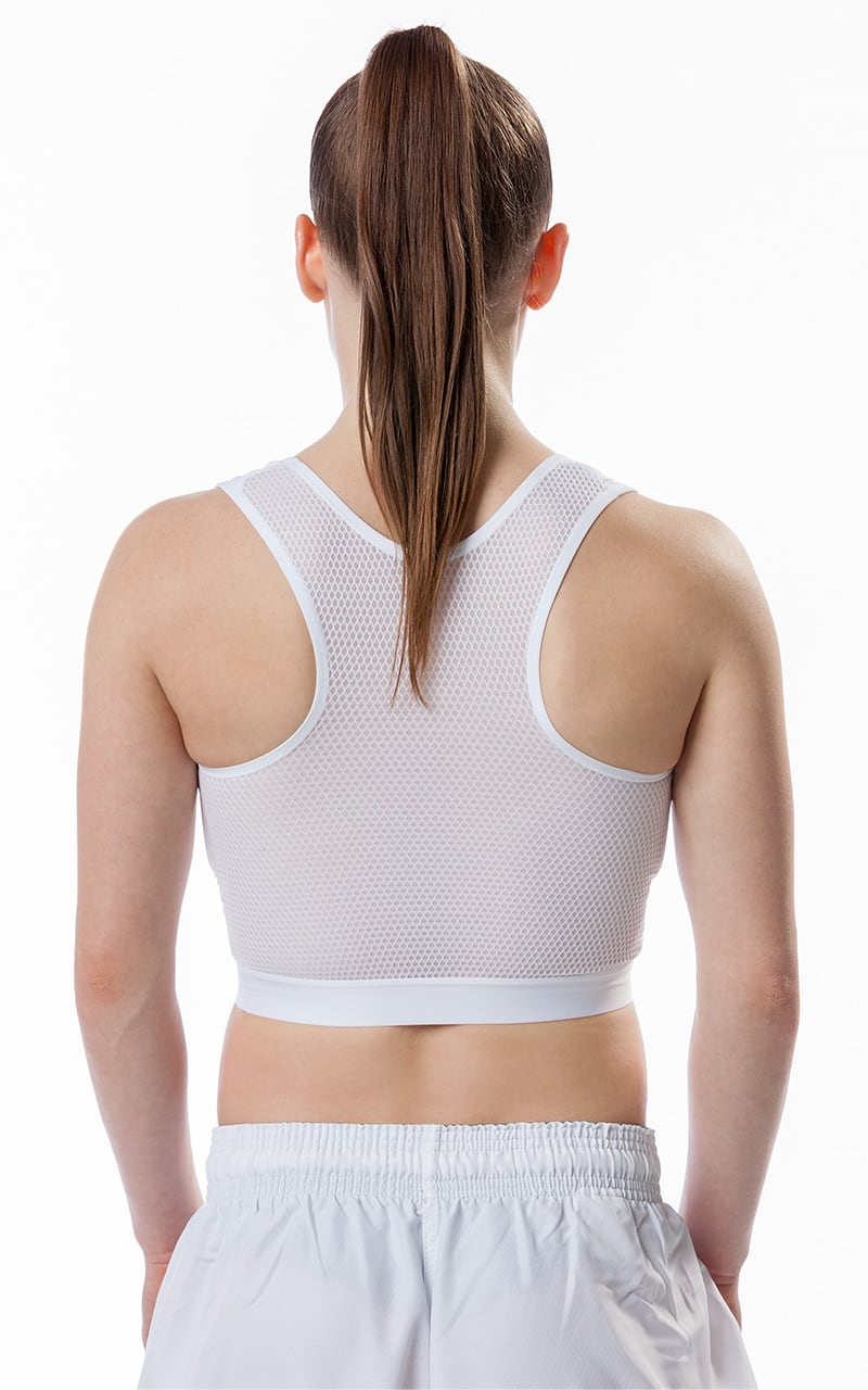 Corpetto femminile in cotone per protezione petto karate e arti marziali.